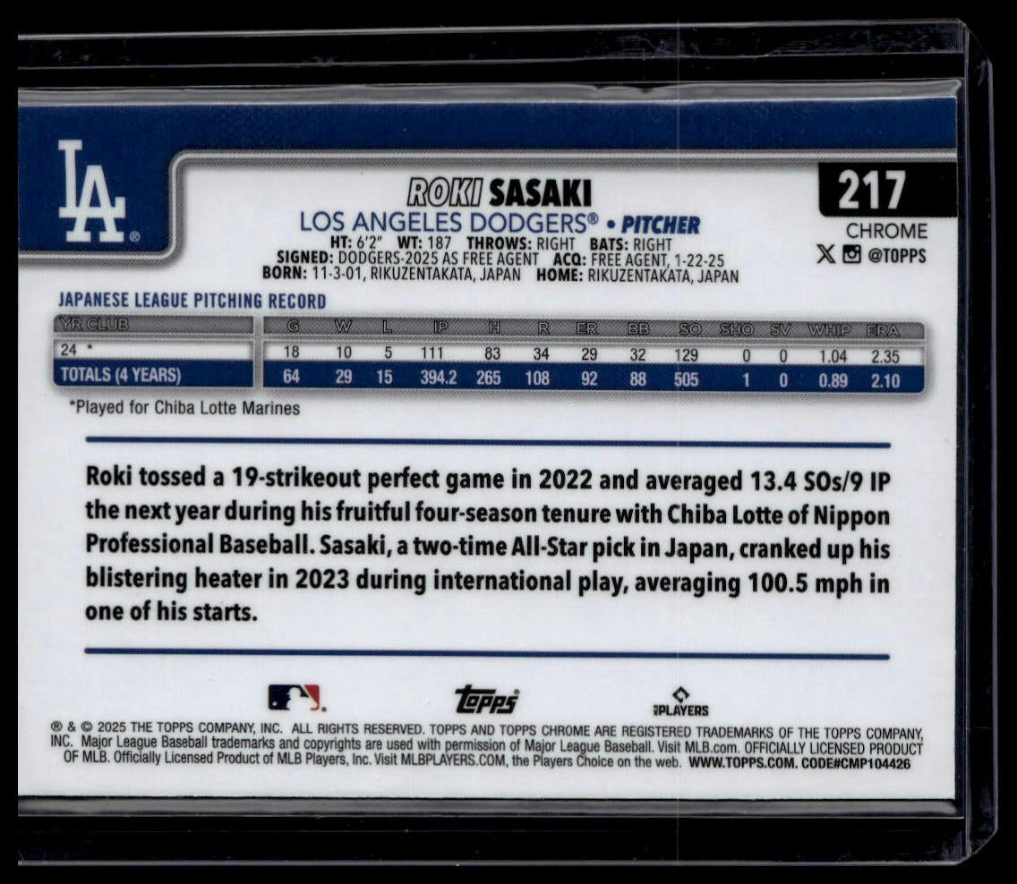 2025 Topps Chrome #217 Roki Sasaki Raywave Refractors