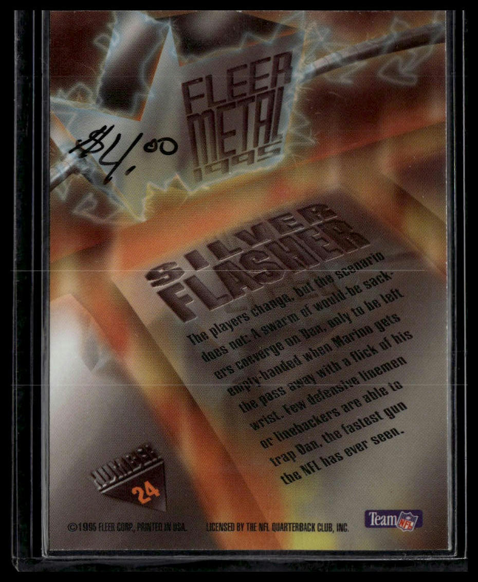 1995 Fleer Metal #24 Dan Marino Silver Flashers