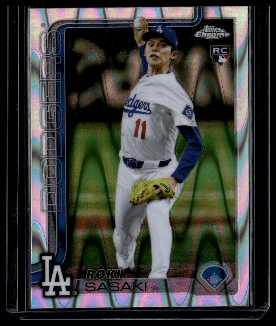 2025 Topps Chrome #217 Roki Sasaki Raywave Refractors