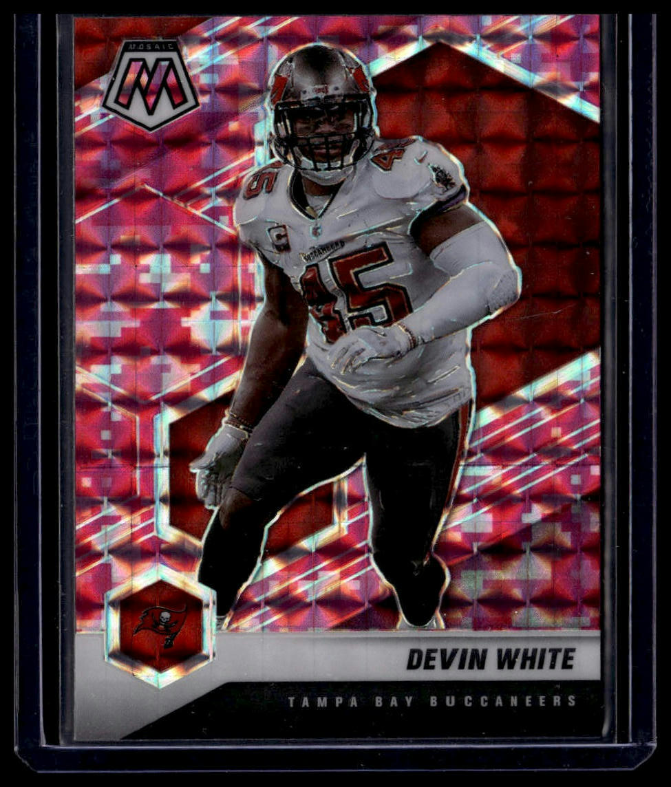 2021 Panini Mosaic #191 Devin White Prizm Camo Pink