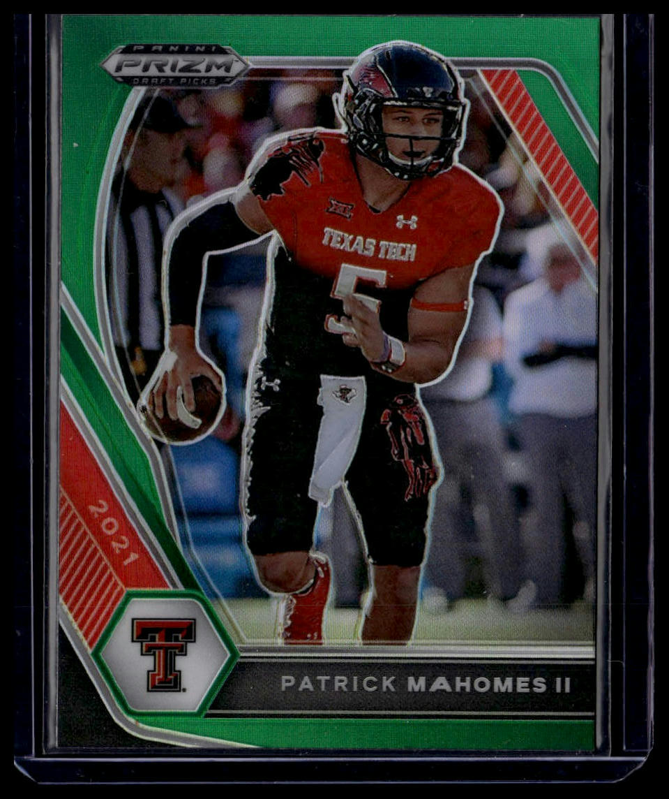 2021 Panini Prizm Draft Picks Collegiate #7 Patrick Mahomes II Green